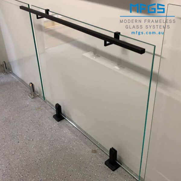 Modern Handrail Bracket (MHBFG)