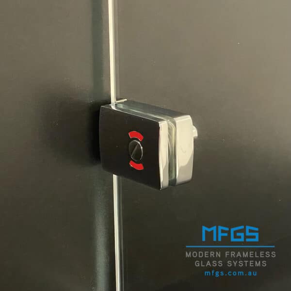 Modern Slide-On Glass to Wall Pivot Door Privacy Latch (MPL1)